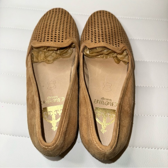 💝Crown Vintage Womens Tan Suede Perforated Smoking Flats Size 7 - Picture 6 of 10